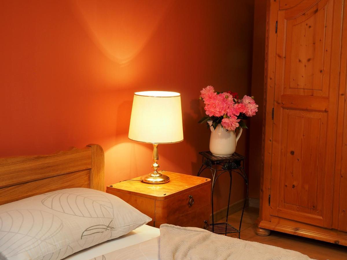Guest House Sara Latin Exterior foto